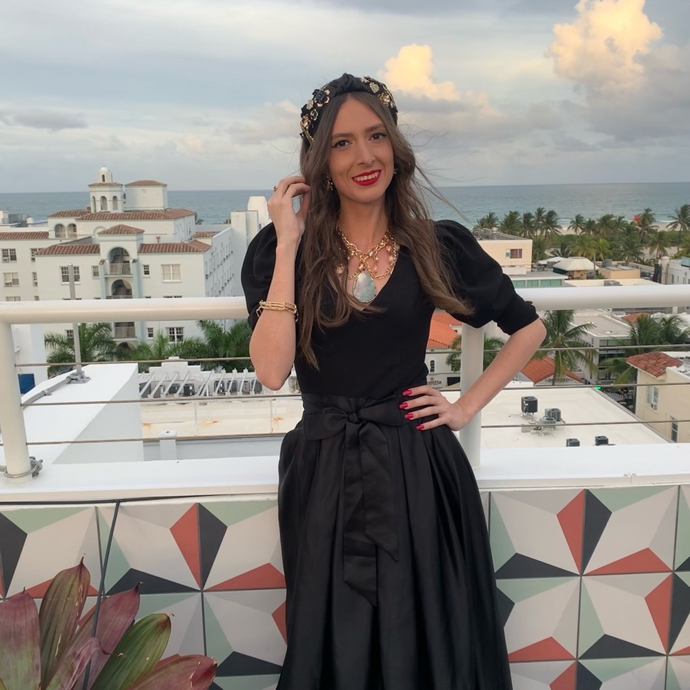 Meet your Posher, Angelique